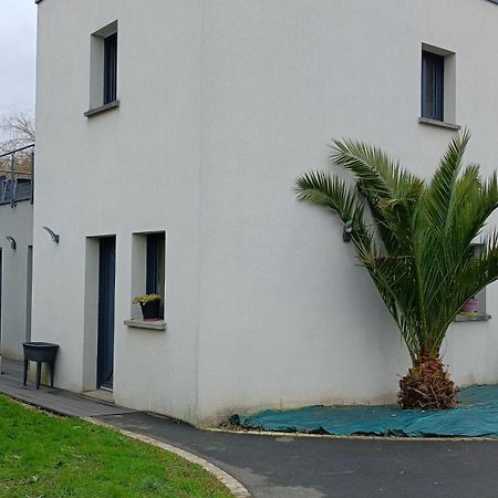 Grande Maison Entiere De 120M2 Epron Exteriér fotografie