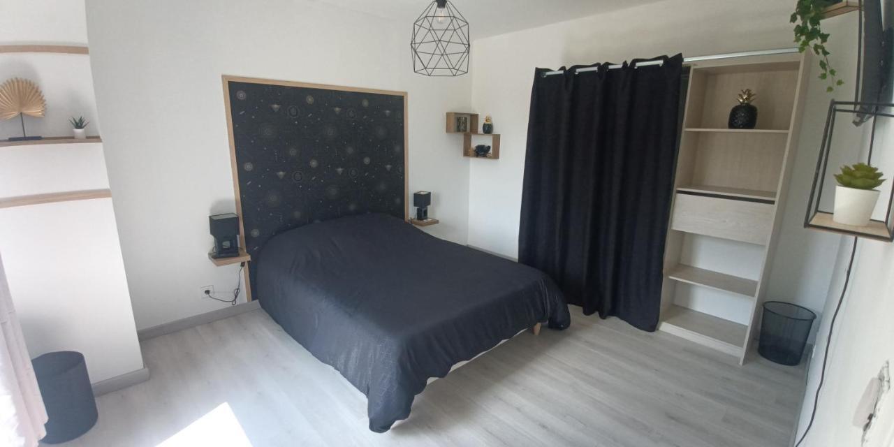 Grande Maison Entiere De 120M2 Epron Exteriér fotografie